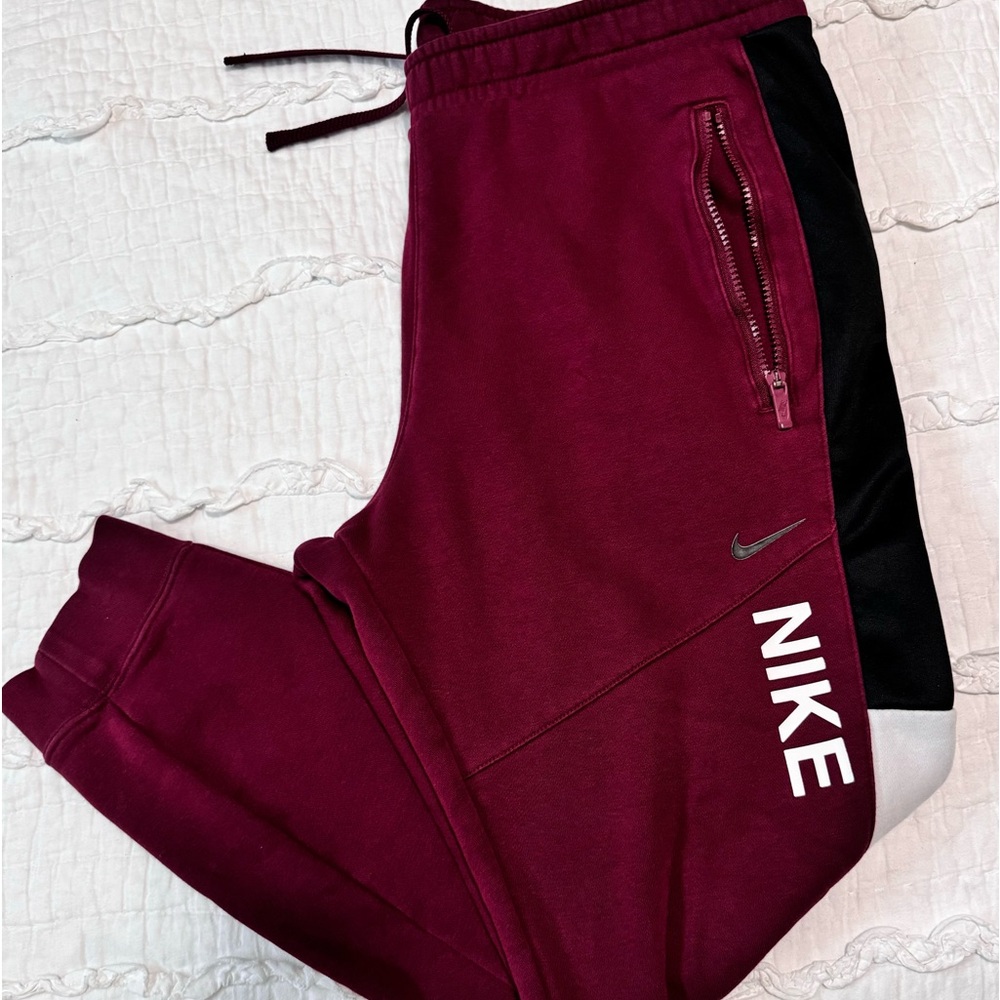 Nike Hybrid Joggers Red L